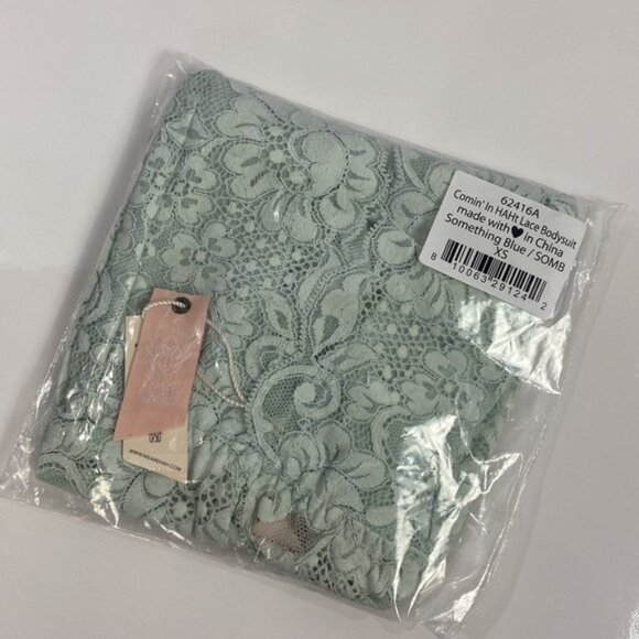 Calvin Klein Faux Fur Hooded Puffer Jacket  Plum Size Medium - Picture 13 of 16